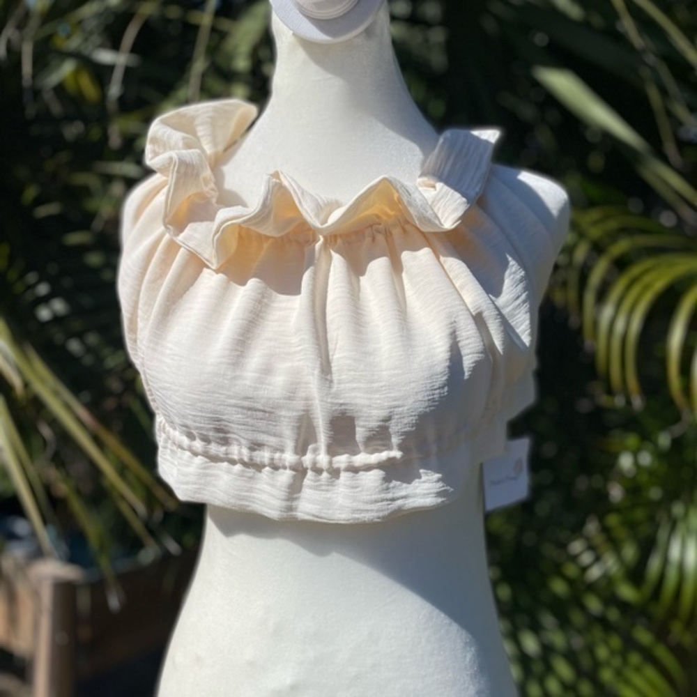 Pretty Garbage Cream Ruffle Jolie Crop Top Large NWT